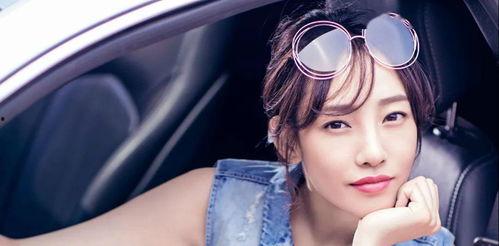 网红带伊芙琳吃瓜,网红伊芙琳与吃瓜达人共度欢乐时光