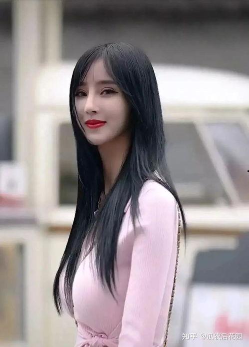 抖音网红小雪吃瓜是真的吗,真相还是炒作？