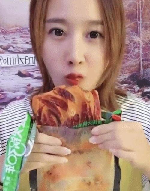 快手网红视频吃瓜,快手热门视频背后的故事