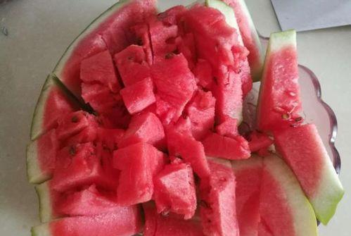 吃瓜谁家大红网红,揭秘吃瓜群众心中的大红网红