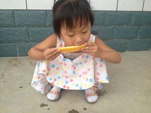 网红吃瓜婴儿是谁啊,网络红人背后的萌娃故事